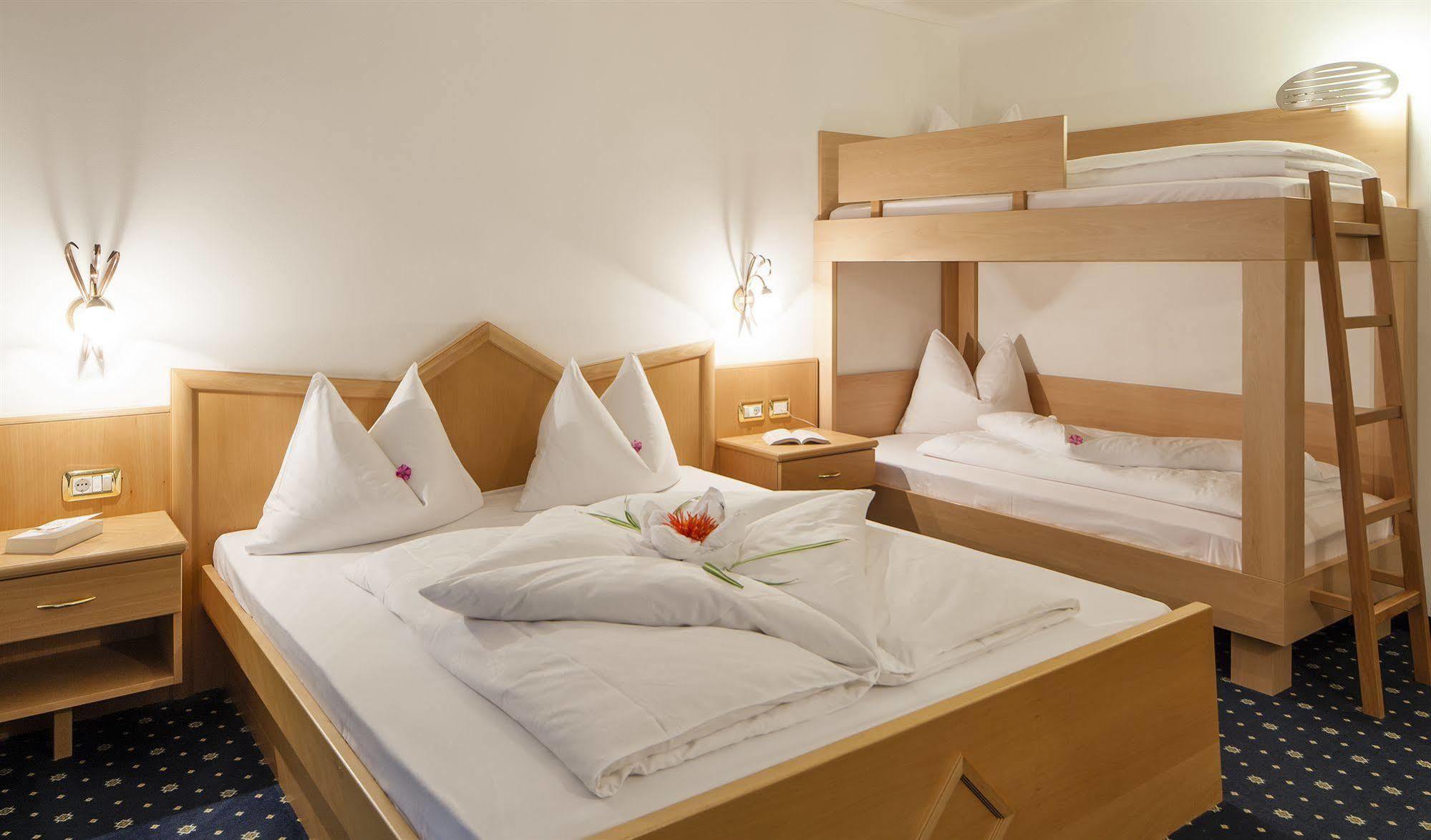 Hotel Bergkristall Бреннеро Экстерьер фото